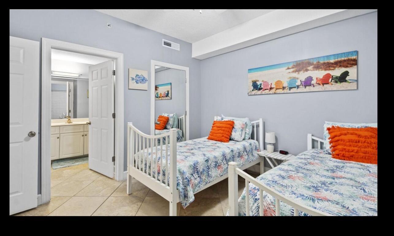 פנמה סיטי ביץ' Beautiful Beachfront Views - The Retreat At Emerald Isle מראה חיצוני תמונה